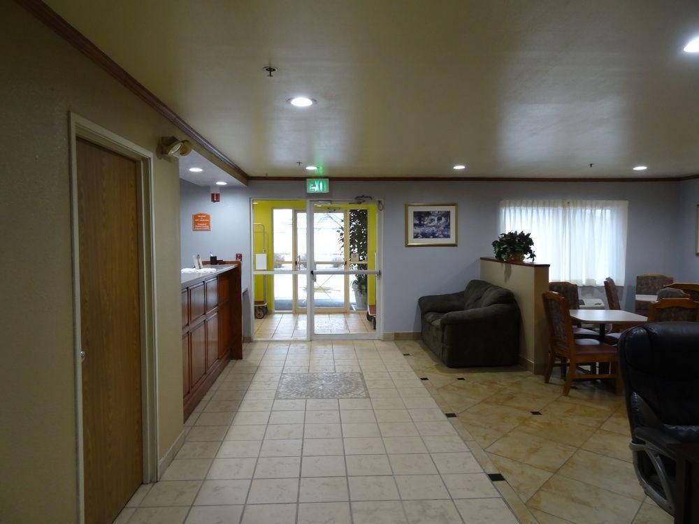 Ramada By Wyndham Coeur D'Alene Hotel Exterior foto